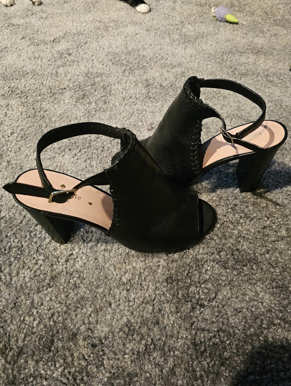 Kate Spade Orlean Heals Size 9